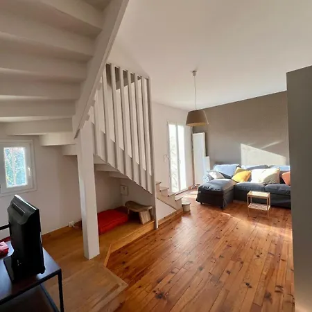 度假居 Spacious House For 8 People 克莱蒙费朗