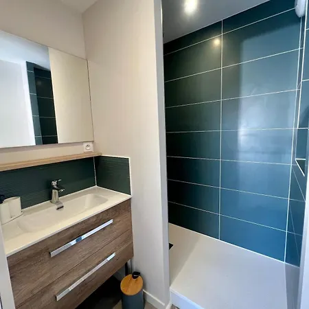 Spacious House For 8 People *